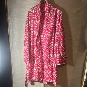 ATI FASHION Elegant Pink and White ANIMAL PRINT Women's Robe